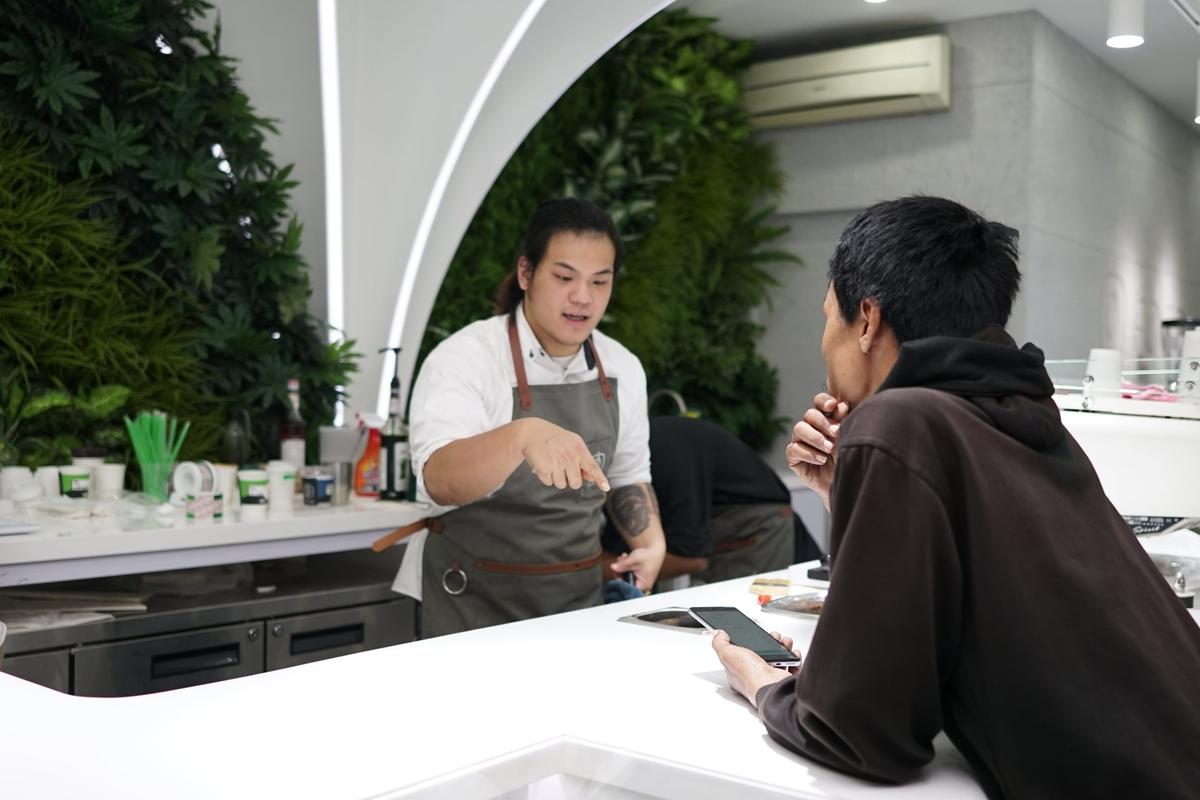 cerita sukses fore coffee
