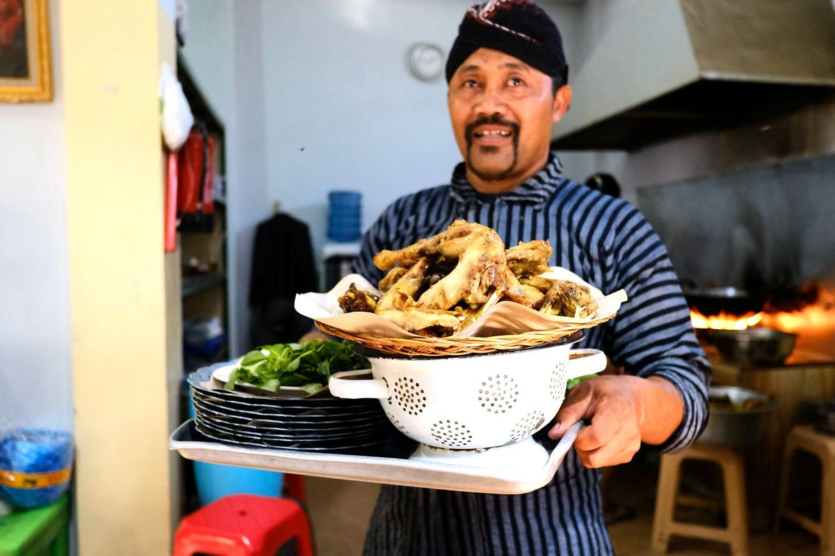 ayam mbah cemplung