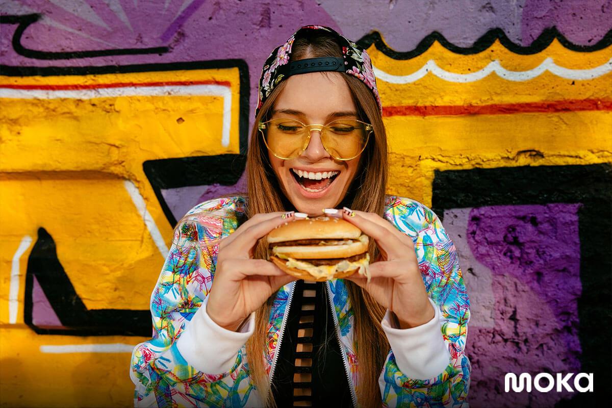 inspirasi foto makanan yang enak - makan burger