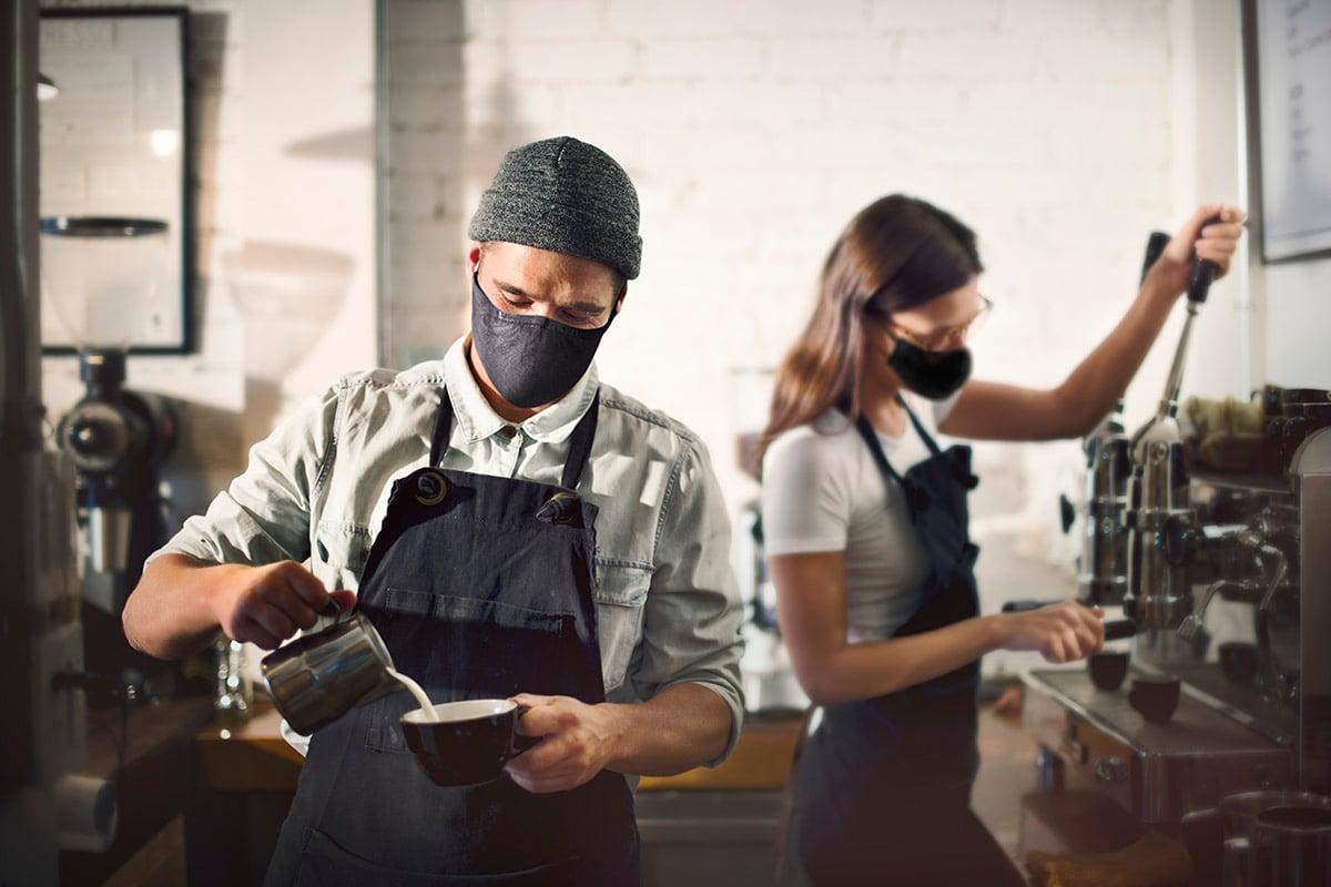 Ini Perbedaan Barista dan Bartender, Pemilik Kafe Pemula Wajib Paham