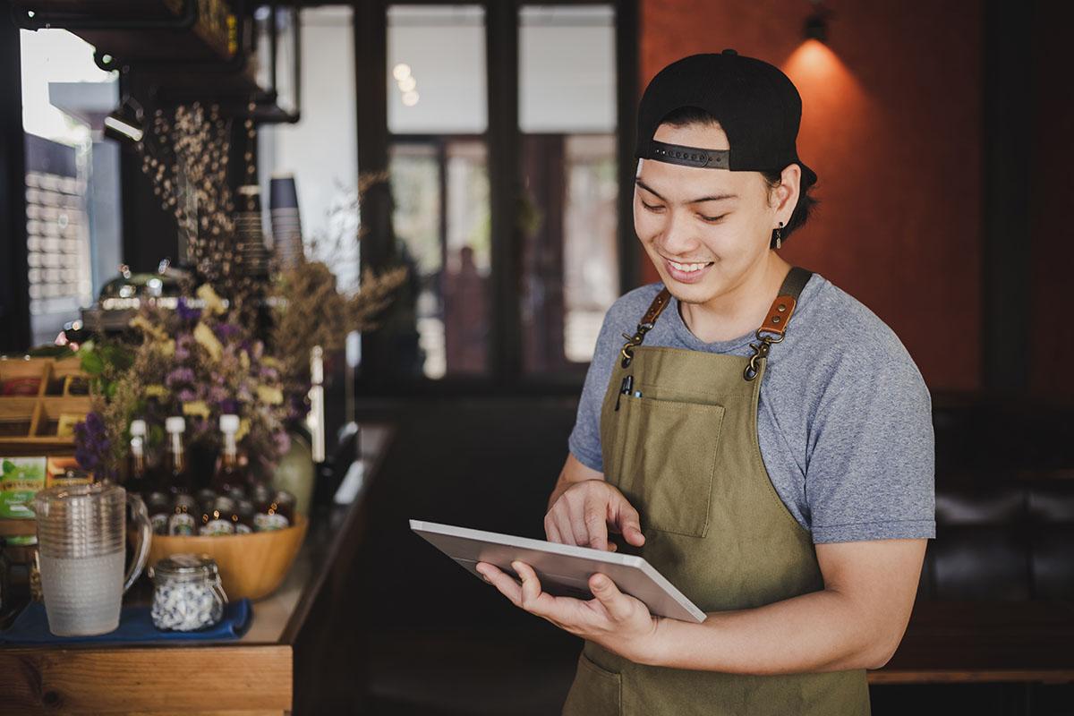 perbedaan barista dan bartender 6