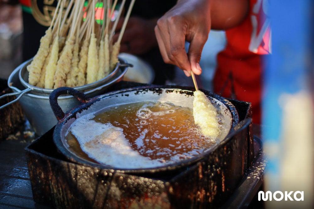 15 Makanan dan Minuman yang Cocok untuk Bazar - sosis telur gulung