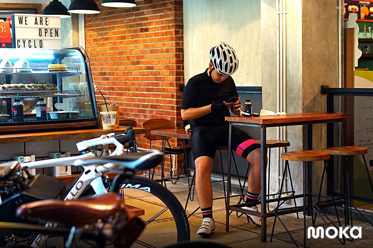 cyclo coffee & apparel coffee shop komunitas sepeda