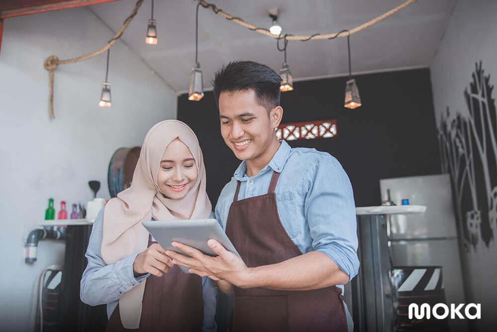 6 Tips Memilih Aplikasi Penjualan Terbaik untuk Bantu Bisnis Anda