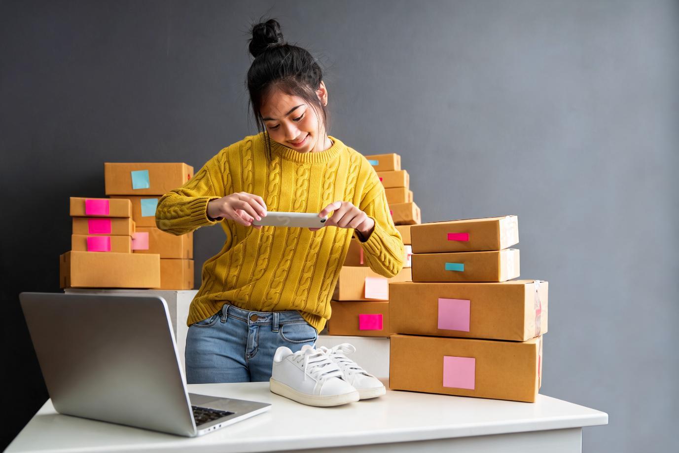Cross Selling Vs Upselling: Manfaat, dan Contoh Penerapan